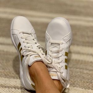 Adidas Grand Court Classic Gold Stripes Sneakers